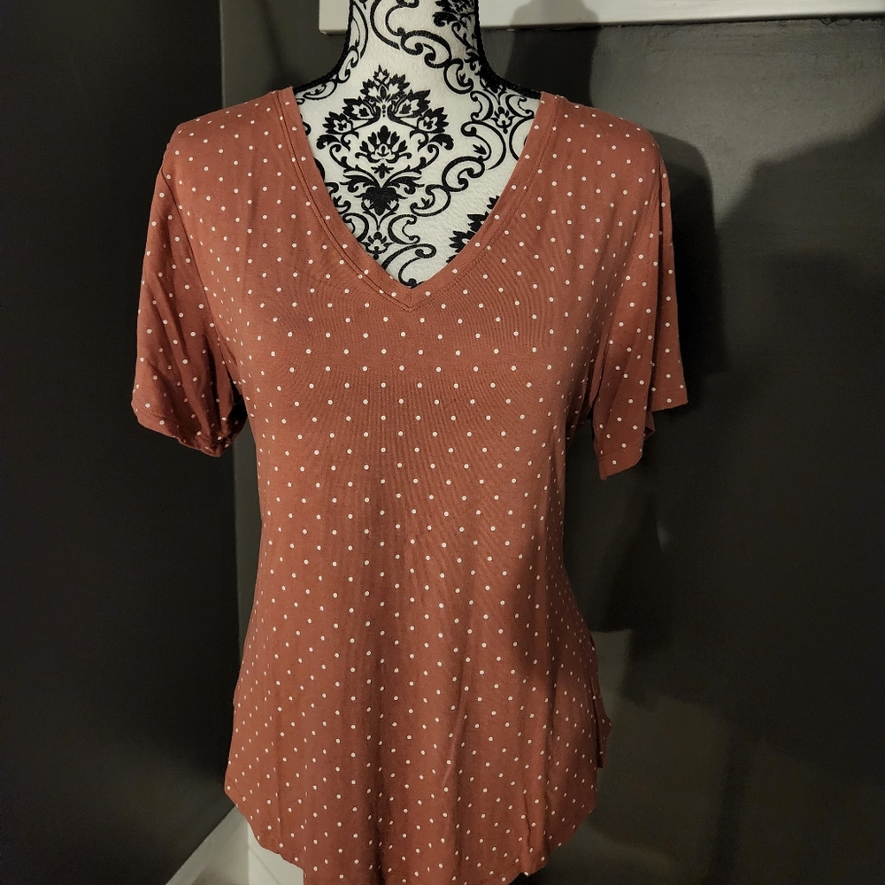 Old Navy t-shirt